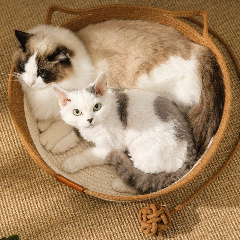 Cat Shape Bamboo Bed with Rope Ball