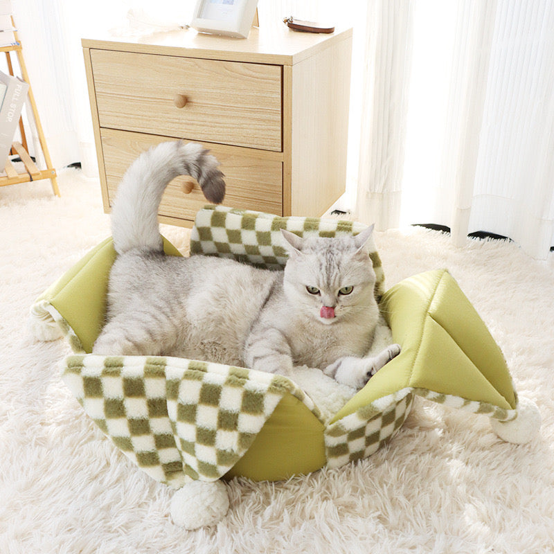 [LAST ONE] Circus Clown Sofa Bed for Cat & Small-Sized Dog (2 styles)